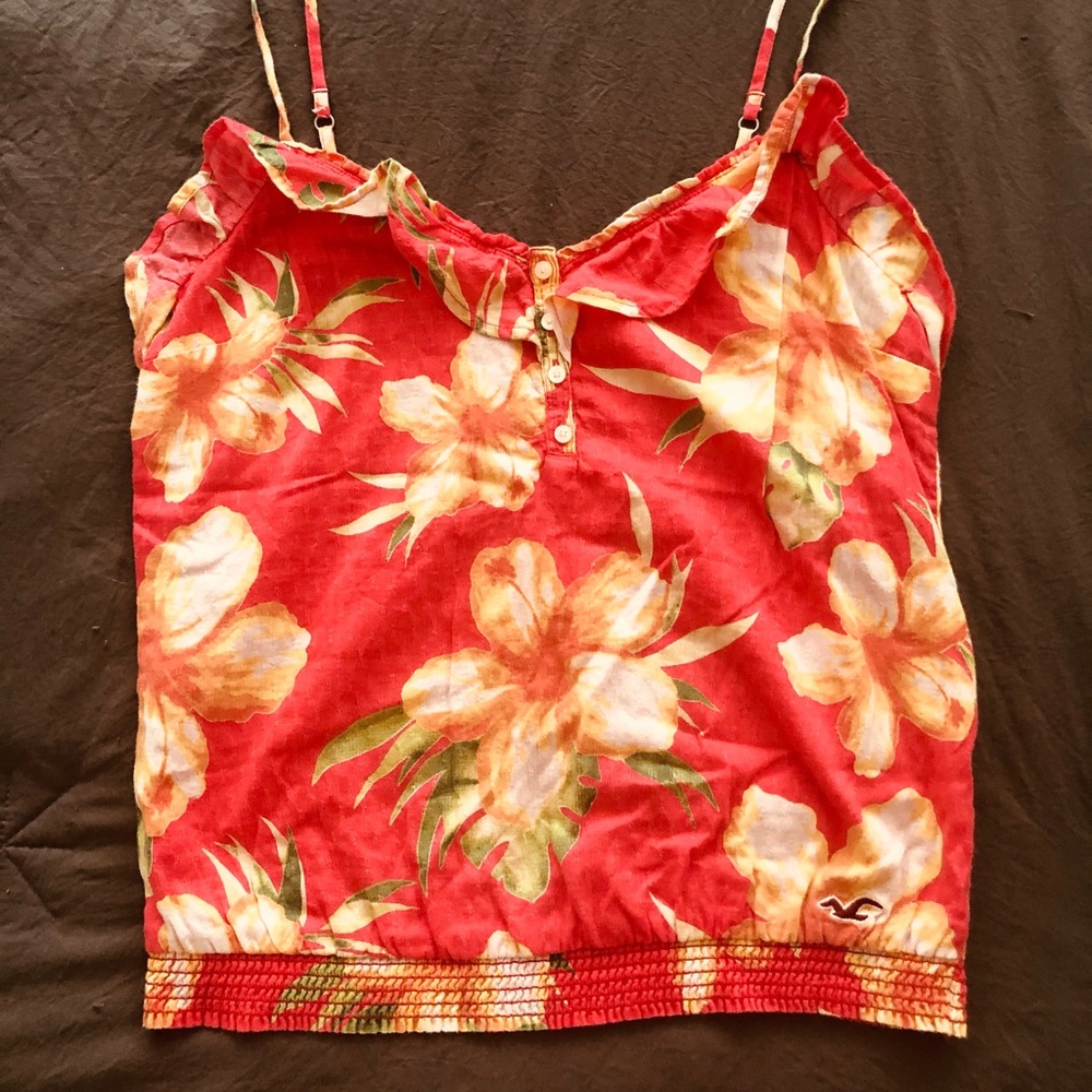 Donated  Fun 🤩 Flirty Floral Top by Hollister